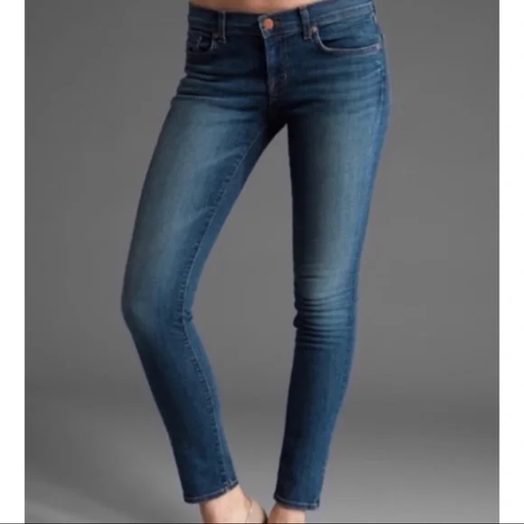 J Brand | Phoebe Cropped Low-Rise Skinny Jean | 26 - Picture 2 of 10